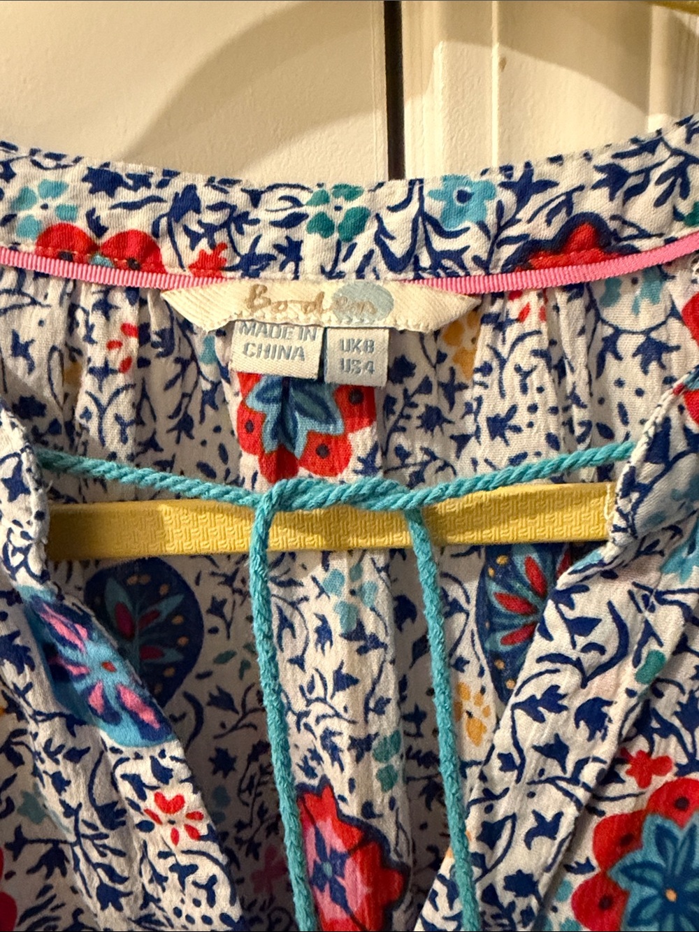 Boden Shirt White Floral Popover Tassel Tie Casual Boho Colorful
Floral - Picture 2 of 4